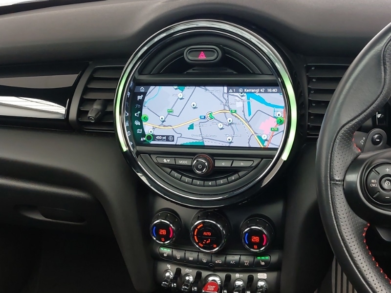 Used MINI Hatch 2019 for sale - 76713589: Photo 8