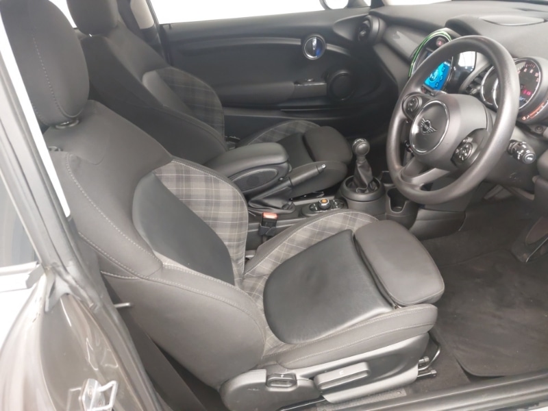 Used MINI Cooper 2019 for sale - 77522637: Photo 6