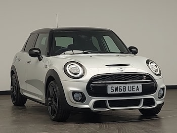 Used MINI Hatch 2019 for sale - 78694981: Photo