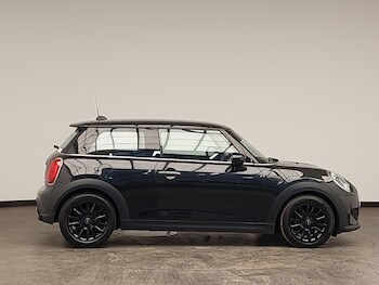 Used MINI Hatch 2023 for sale - 77284760: Photo