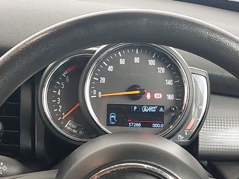 Used MINI Hatch 2019 for sale - 76970650: Photo 9