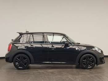 Used MINI Cooper 2020 for sale - 75101546: Photo