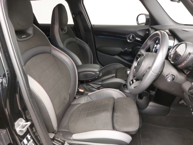 Used MINI Hatch 2022 for sale - 77130071: Photo 6