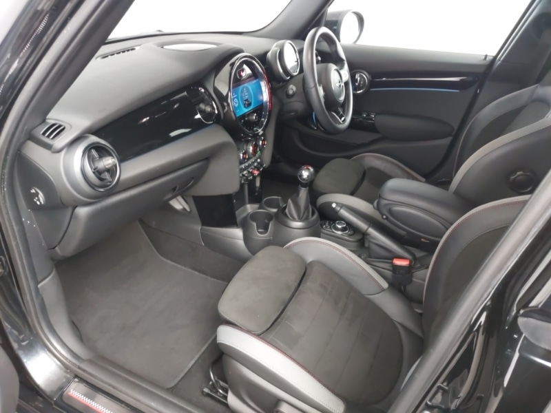 Used MINI Hatch 2022 for sale - 77130071: Photo 7