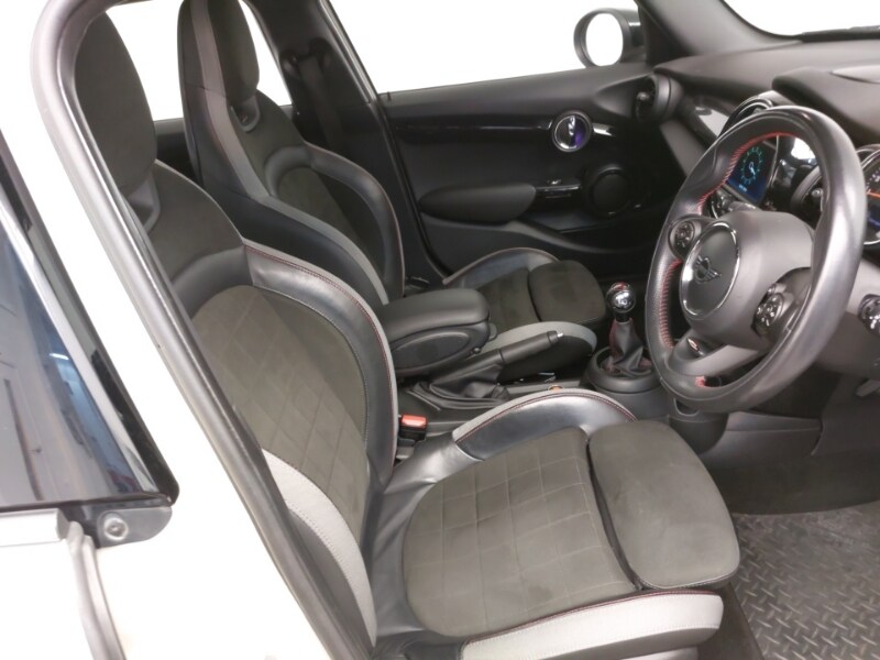 Used MINI Hatch 2019 for sale - 77371403: Photo 6