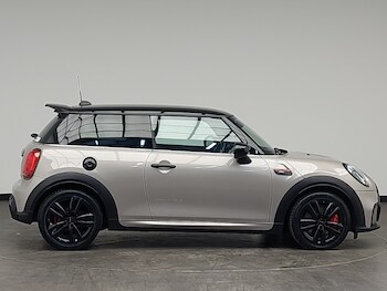 Used MINI Hatch 2021 for sale - 77004417: Photo