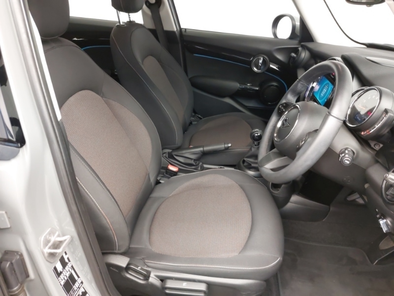 Used MINI Hatch 2022 for sale - 76383932: Photo 11