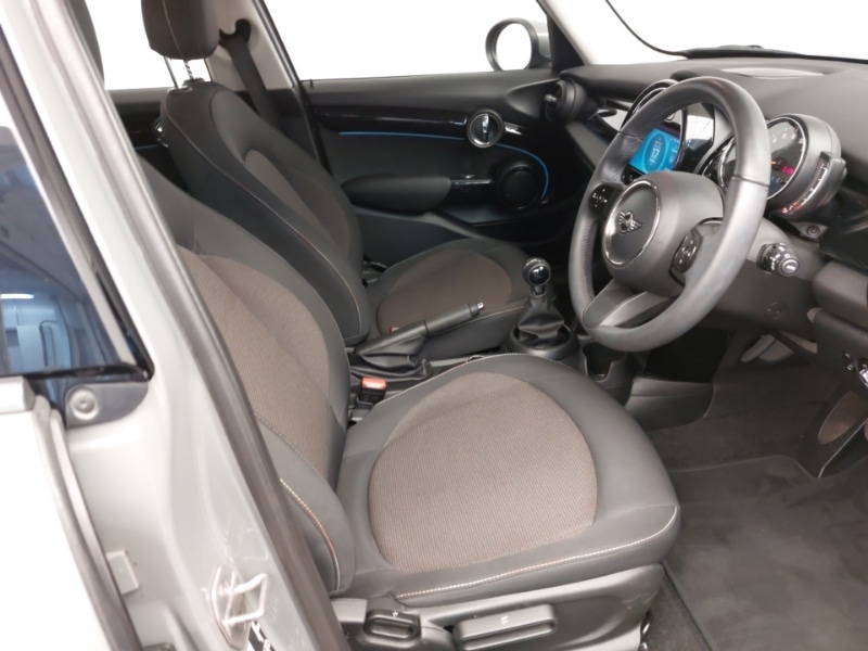 Used MINI Hatch 2022 for sale - 76383932: Photo 6