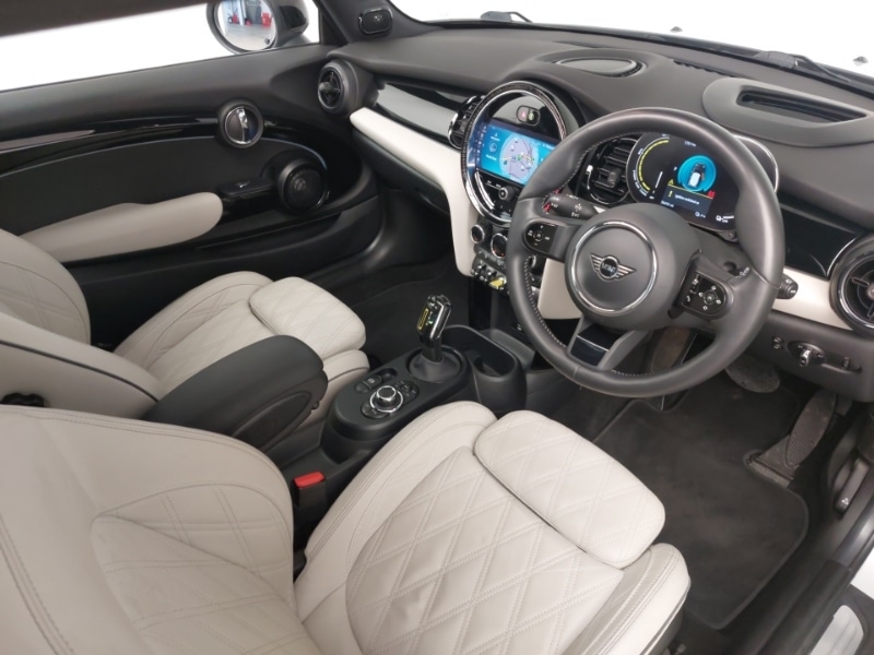 Used MINI Cooper 2021 for sale - 76732079: Photo 4