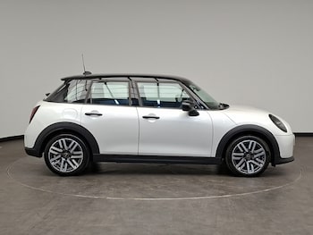 Used MINI Cooper 2025 for sale - 78941251: Photo
