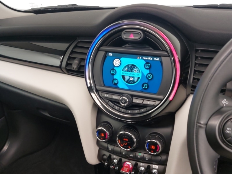 Used MINI Hatch 2018 for sale - 78093701: Photo 8