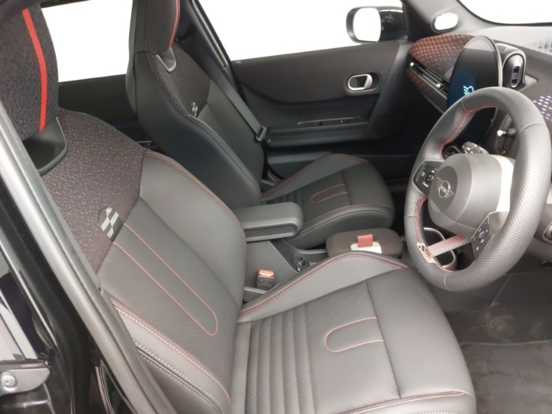 Used MINI Cooper 2025 for sale - 77214055: Photo 6