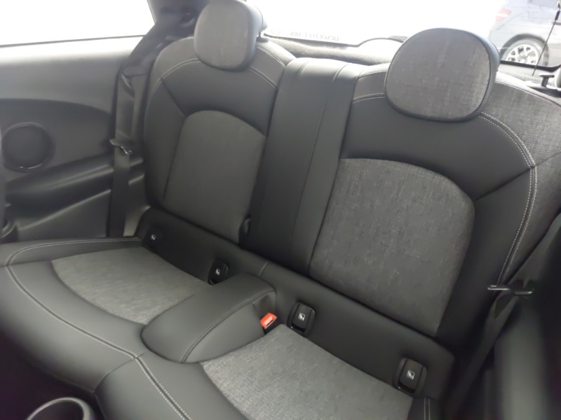 Used MINI Hatch 2022 for sale - 76975017: Photo 12