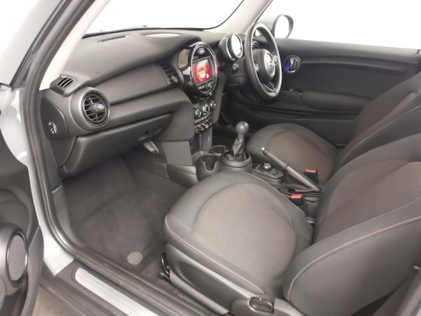Used MINI Hatch 2020 for sale - 76301735: Photo 7