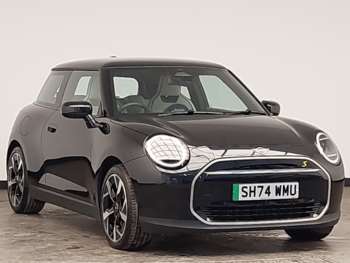 2024 - 160kW SE Exclusive 54kWh 3dr Auto