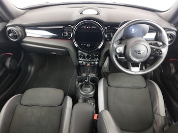 Used MINI Hatch 2023 for sale - 77165235: Photo