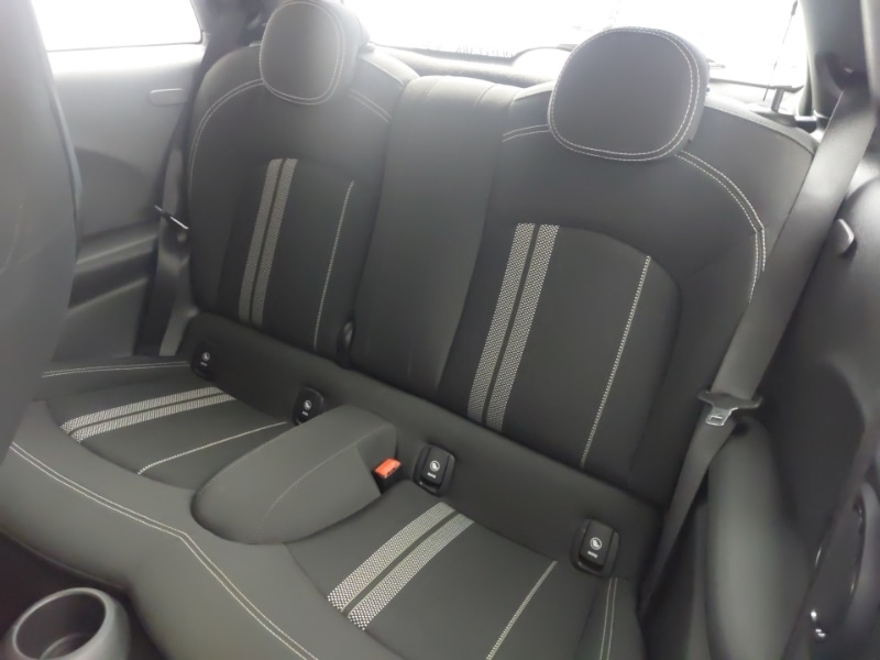 Used MINI Hatch 2019 for sale - 77142081: Photo 12