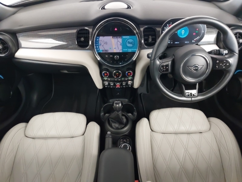 Used MINI Hatch 2021 for sale - 77126704: Photo 4