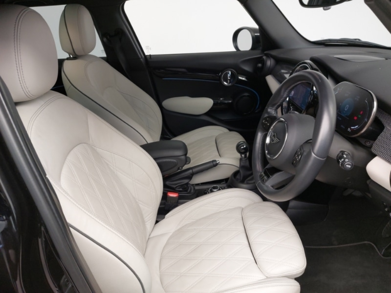 Used MINI Hatch 2021 for sale - 77126704: Photo 6