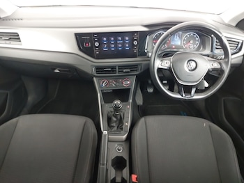 Used Volkswagen Polo 2018 for sale - 75882960: Photo