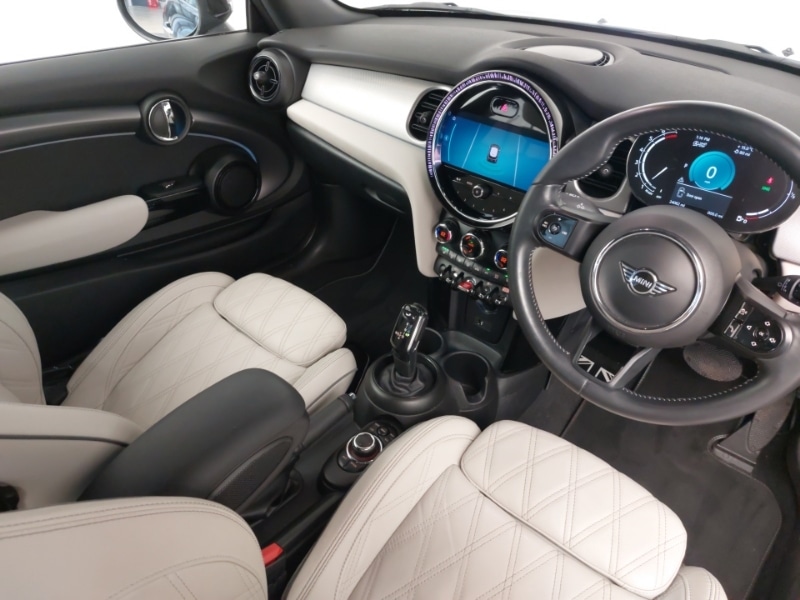 Used MINI Hatch 2021 for sale - 76383925: Photo 4