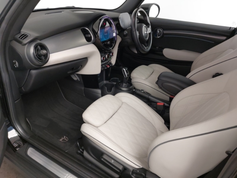 Used MINI Hatch 2021 for sale - 76383925: Photo 7