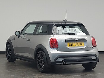 Used MINI Hatch 2023 for sale - 76880372: Photo