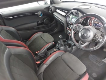 Used MINI Hatch 2018 for sale - 77385669: Photo