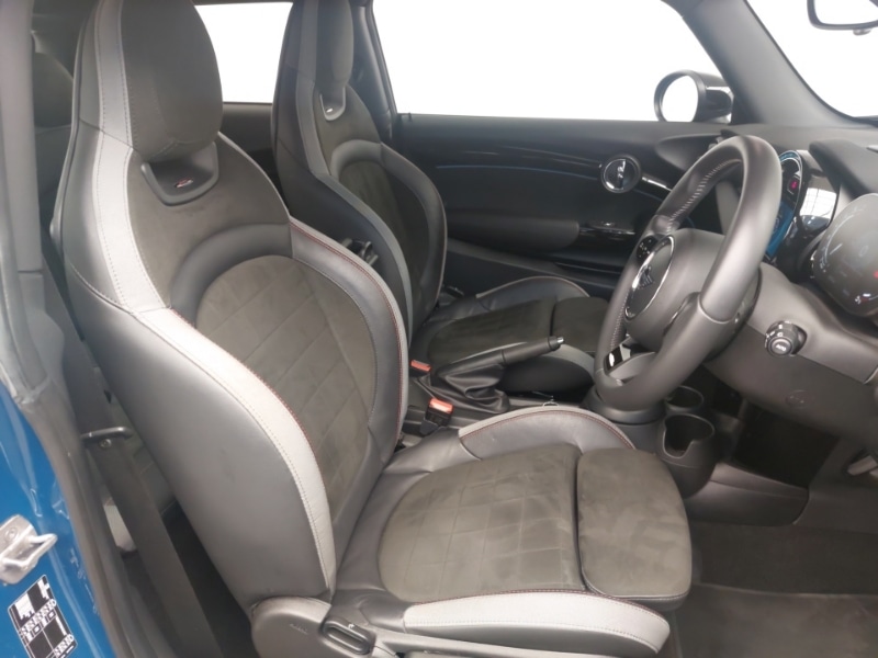 Used MINI Hatch 2022 for sale - 76880364: Photo 11