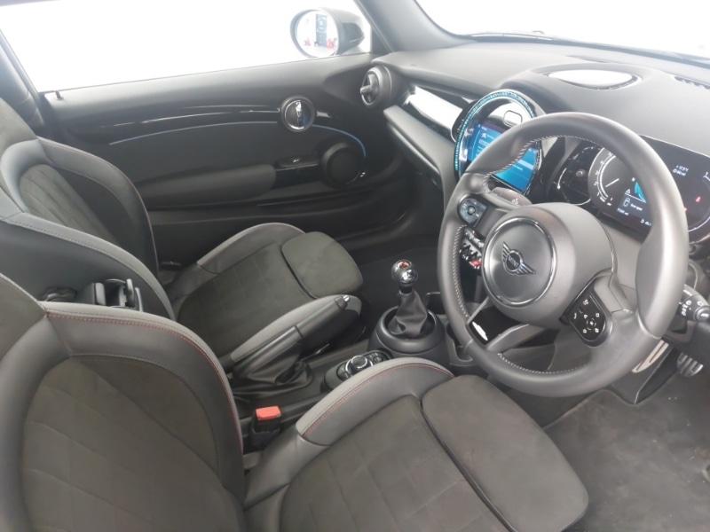 Used MINI Hatch 2022 for sale - 76880364: Photo 4