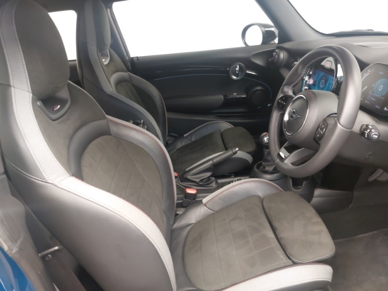 Used MINI Hatch 2022 for sale - 76880364: Photo 6