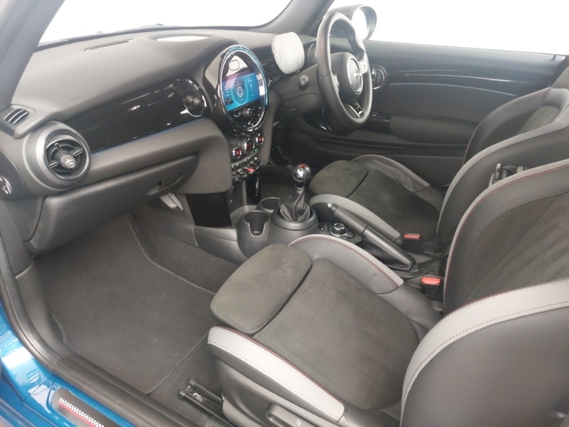 Used MINI Hatch 2022 for sale - 76880364: Photo 7