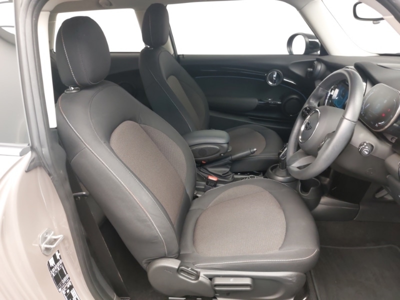 Used MINI Cooper 2023 for sale - 76639495: Photo 11