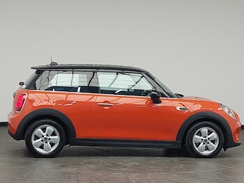 Used MINI Hatch 2018 for sale - 77777198: Photo