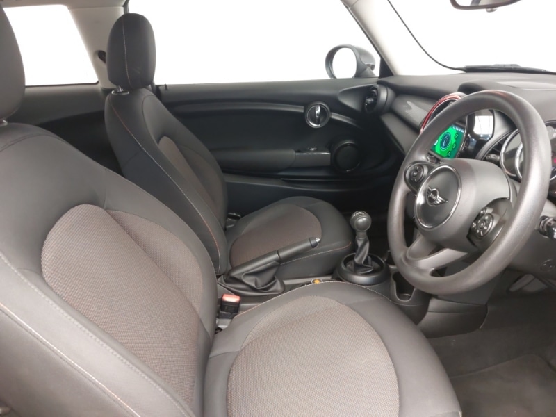 Used MINI Hatch 2018 for sale - 77777198: Photo 6