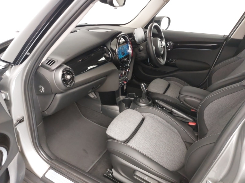 Used MINI Hatch 2023 for sale - 76418964: Photo 7