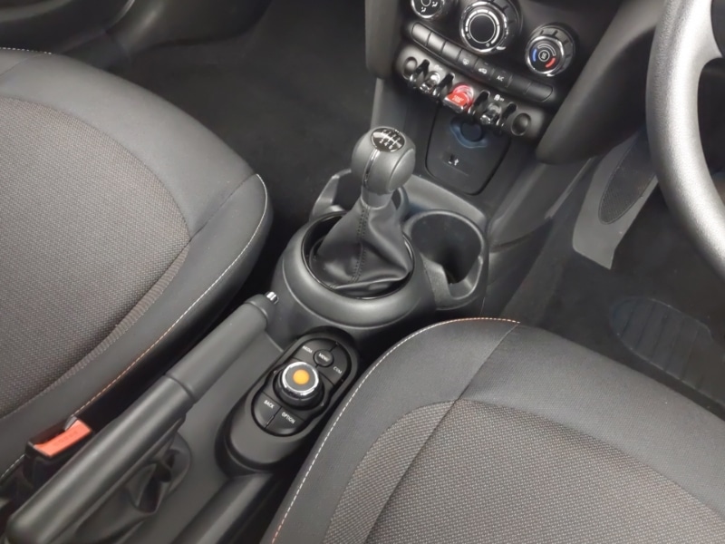 Used MINI Hatch 2019 for sale - 76951741: Photo 10