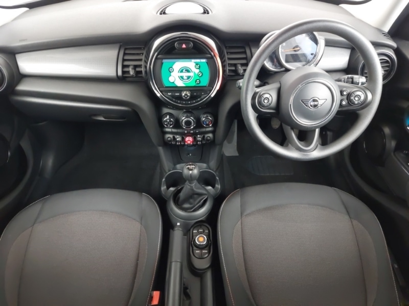 Used MINI Hatch 2019 for sale - 76951741: Photo 4