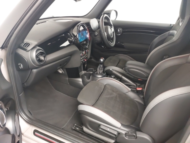 Used MINI Hatch 2022 for sale - 76408307: Photo 7