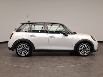 Used MINI Cooper 2025 for sale - 78953110: Photo