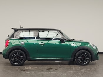 Used MINI Hatch 2020 for sale - 76543715: Photo