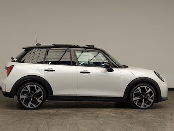 Used MINI Cooper 2025 for sale - 77184045: Photo