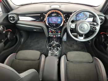 Used MINI Hatch 2023 for sale - 78884971: Photo