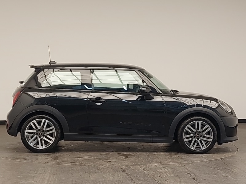 Used MINI Cooper 2024 for sale - 78126595: Photo 2