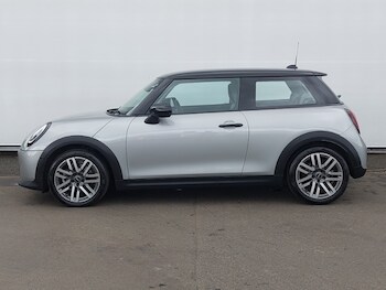 Used MINI Cooper 2024 for sale - 76478804: Photo