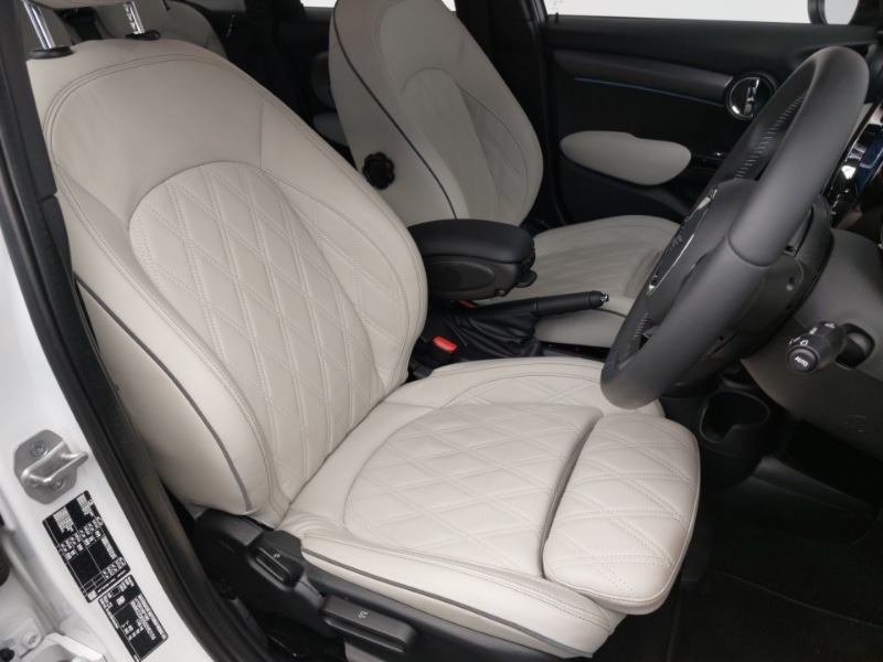 Used MINI Hatch 2023 for sale - 76987443: Photo 11