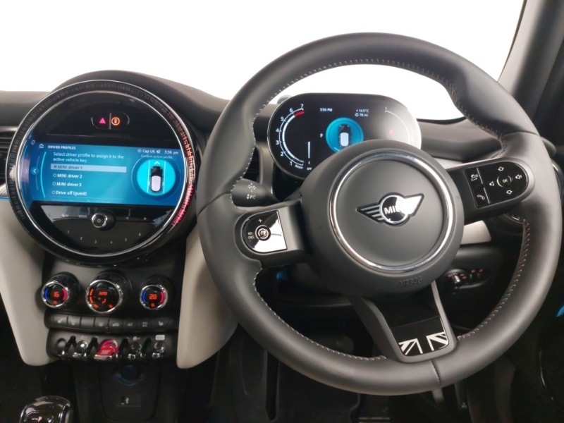 Used MINI Hatch 2023 for sale - 76987443: Photo 5