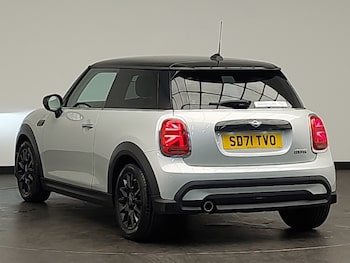 Used MINI Hatch 2021 for sale - 75976935: Photo
