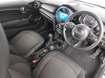 Used MINI Hatch 2018 for sale - 77380155: Photo