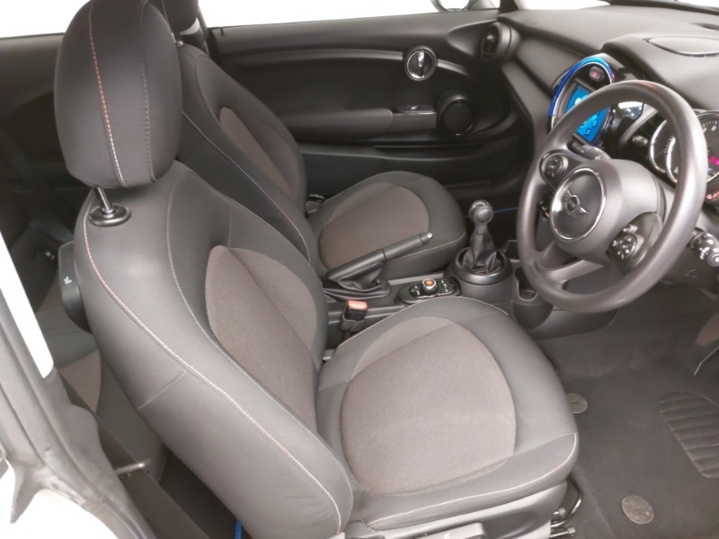 Used MINI Hatch 2018 for sale - 77380155: Photo 6